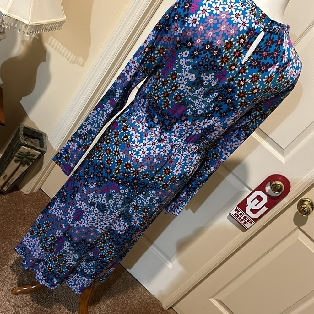Kate Spade Pacific Petals Midi/Maxi Dress. - Picture 8 of 16